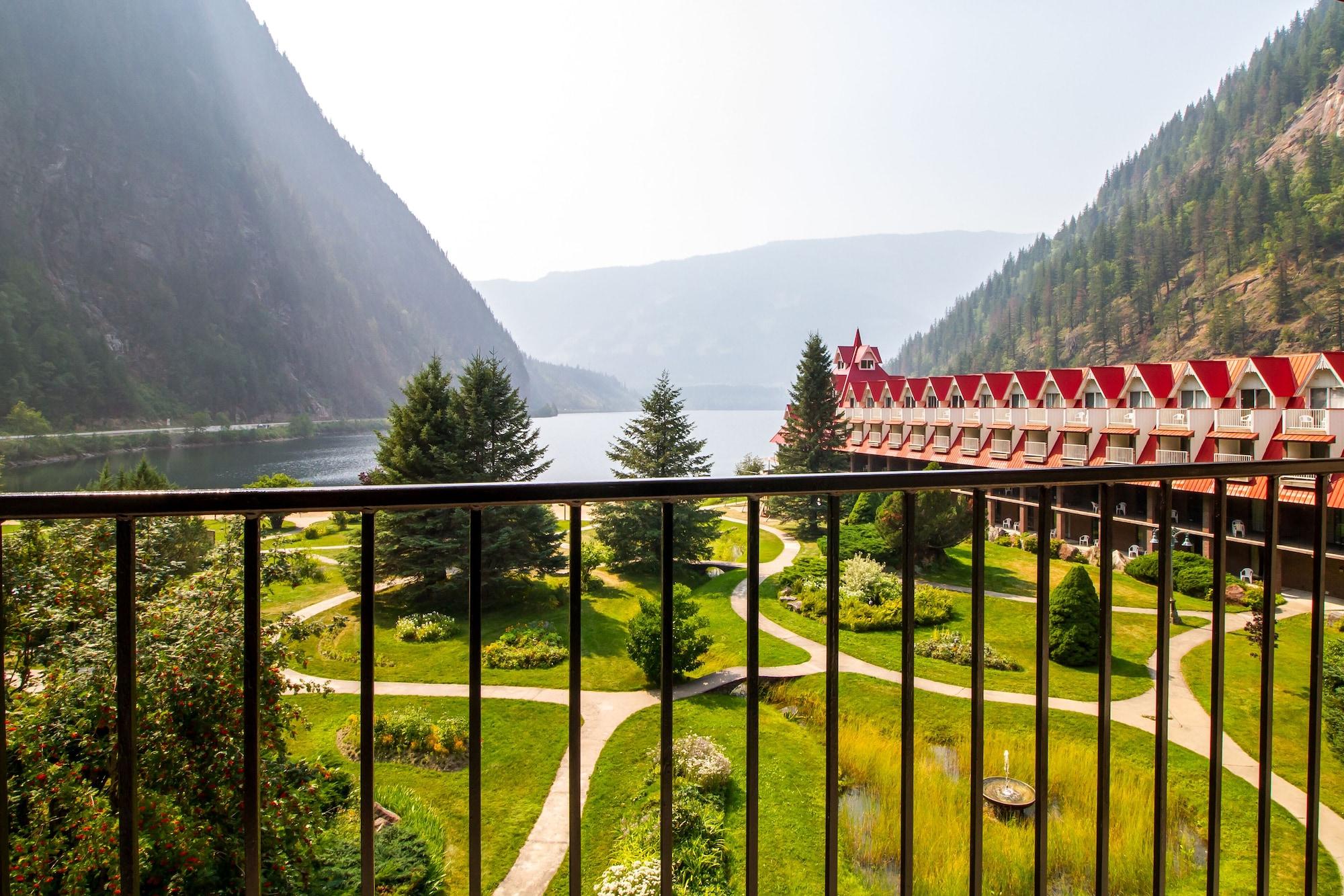 Three Valley Lake Chateau Revelstoke Bagian luar foto